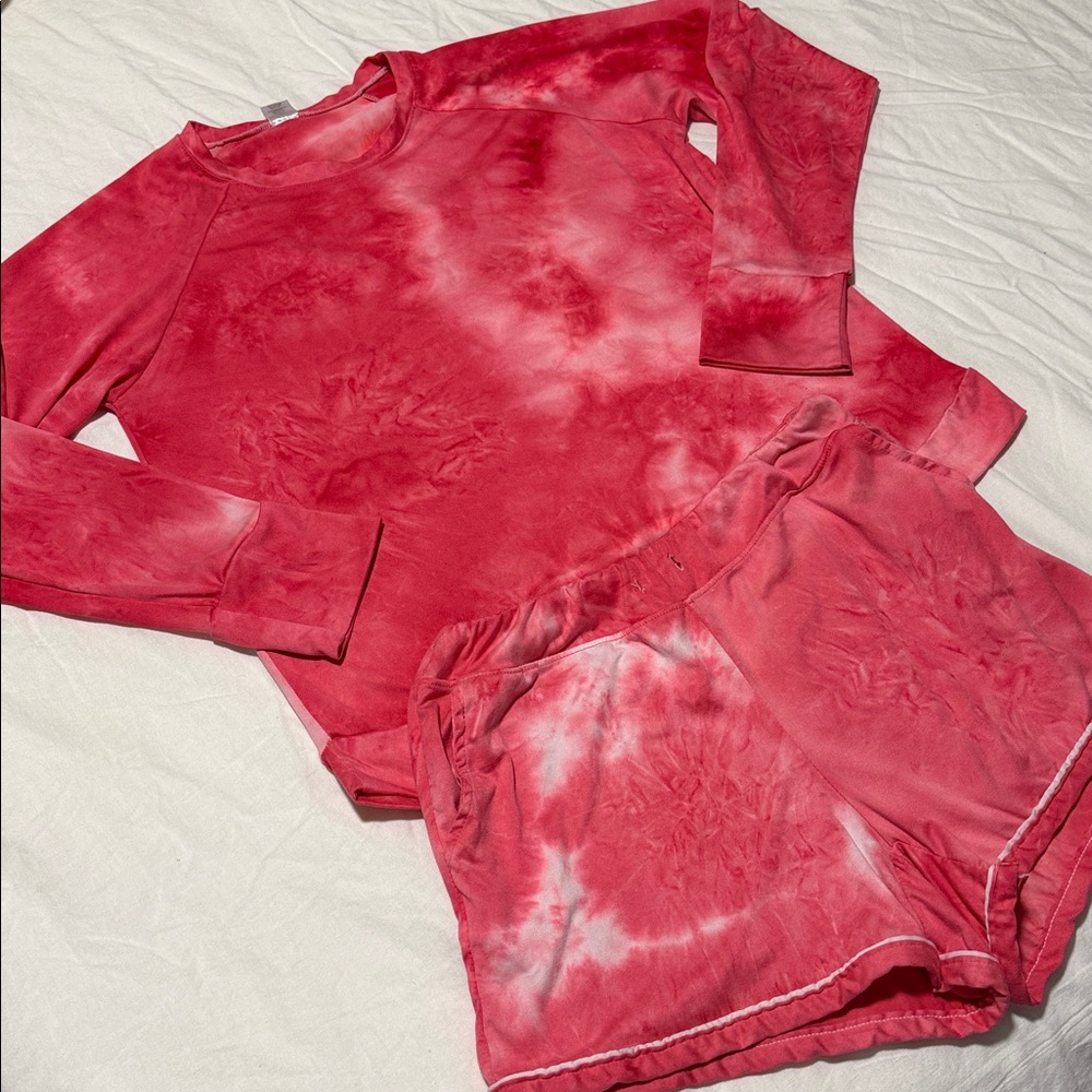 Hello Mello Dyes the Limit Lounge Set with Shorts and Long Sleeve Top - Picture 3 of 9